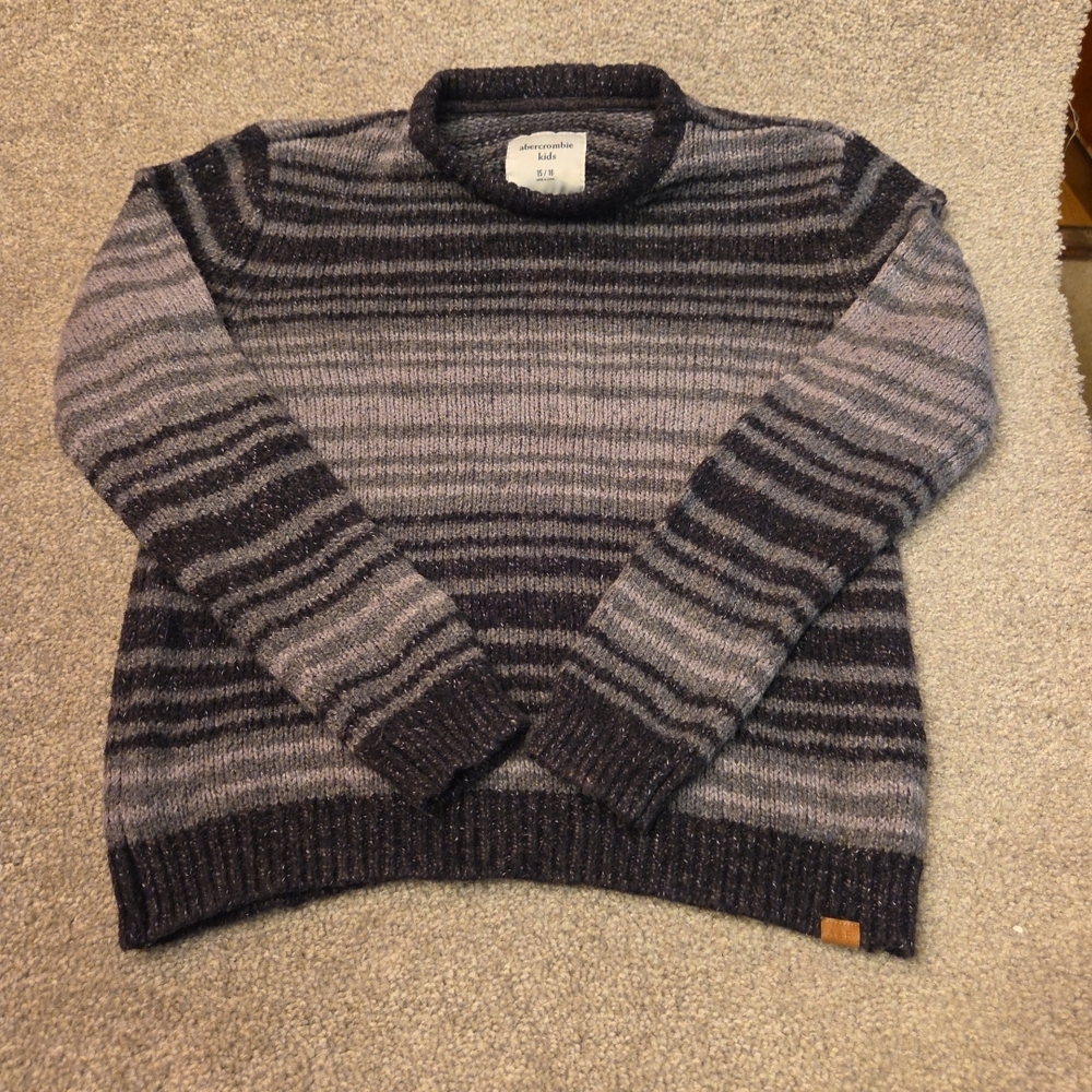 Abercrombie Kids Size 15/16 Black & Grey Striped Sweater Boys
